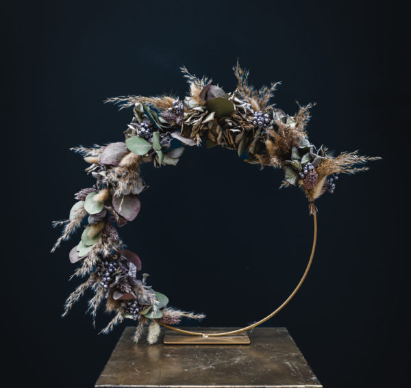 Cercle de fleurs séchées
