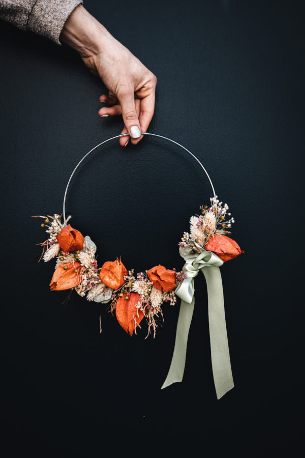 Couronne de fleurs séchées